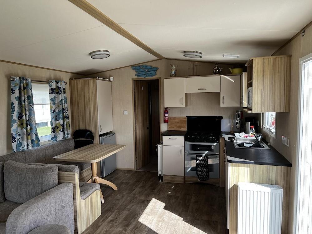 pet Free 2 Bedroom Caravan With Decking at Heacham