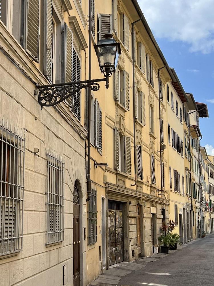 Faenza 65 in Firenze