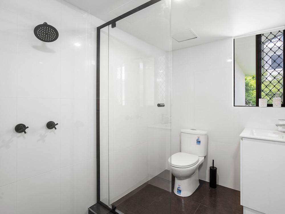 Unit 24-24 Hamilton Ave Surfers Paradise