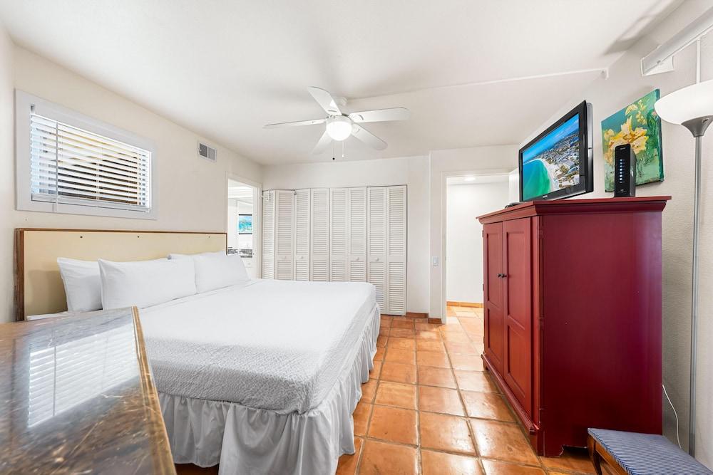 Fanta-Sea 47 by Beachside Management