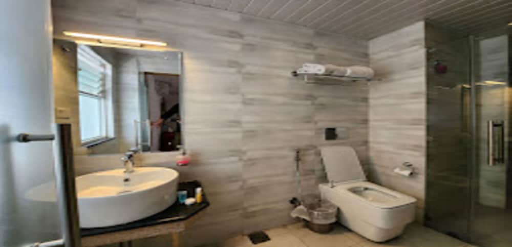 MeroStay 187 Hotel KM