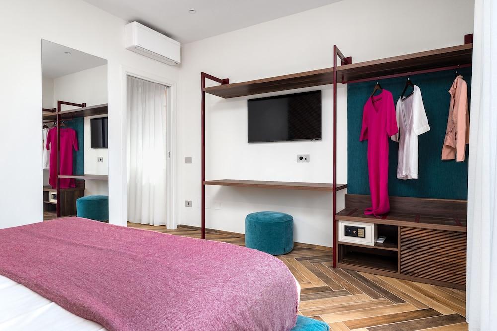 FUTURA FUNKY HOUSE SORRENTO