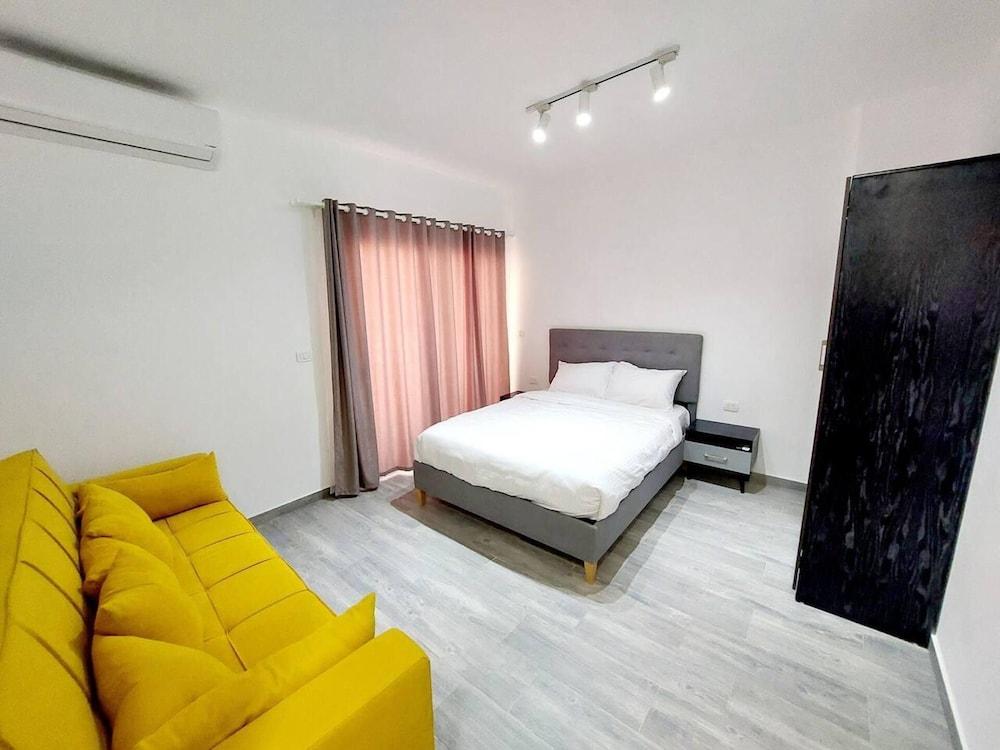 Imperial Resort Hurghada - Bedroom With Pool View