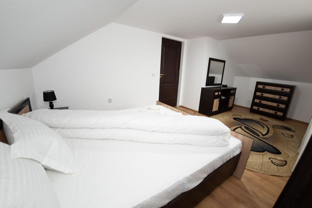 Casa Câmpulungeană