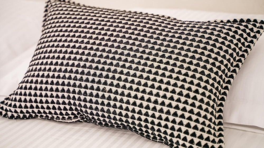 Welcomely - Superior Room - Dith Piaf