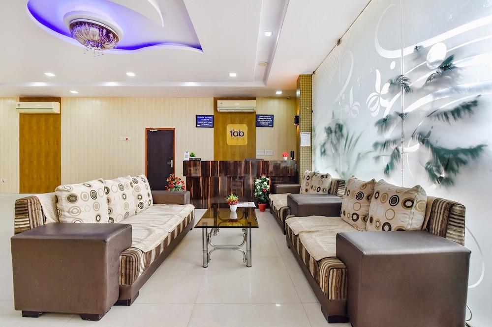 Fabhotel Pink Palace