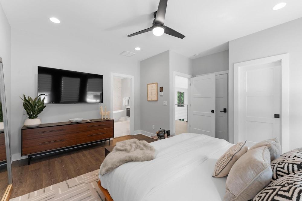 Shoreline on Stonemarker