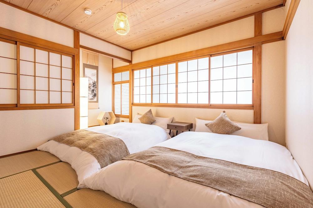 Precious House Nipponbashi