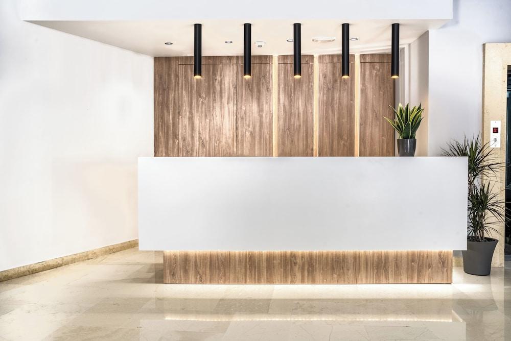 Island City Boutique Hotel