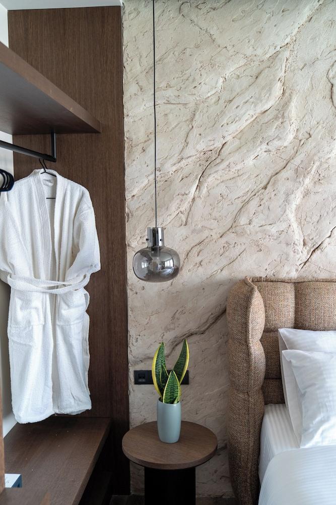 Athens Design Suites