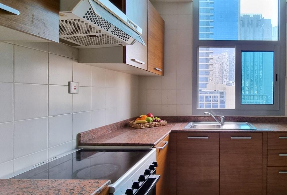 Nice Studio Balcony N Pool View Marina