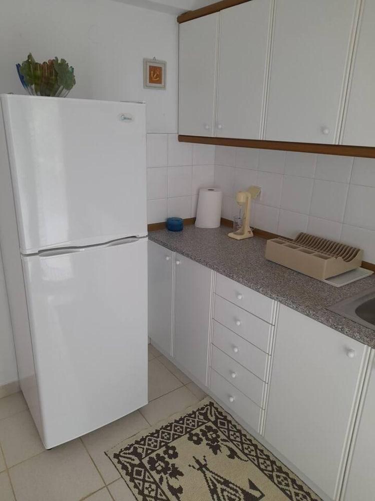 Impeccable 2-bed House in