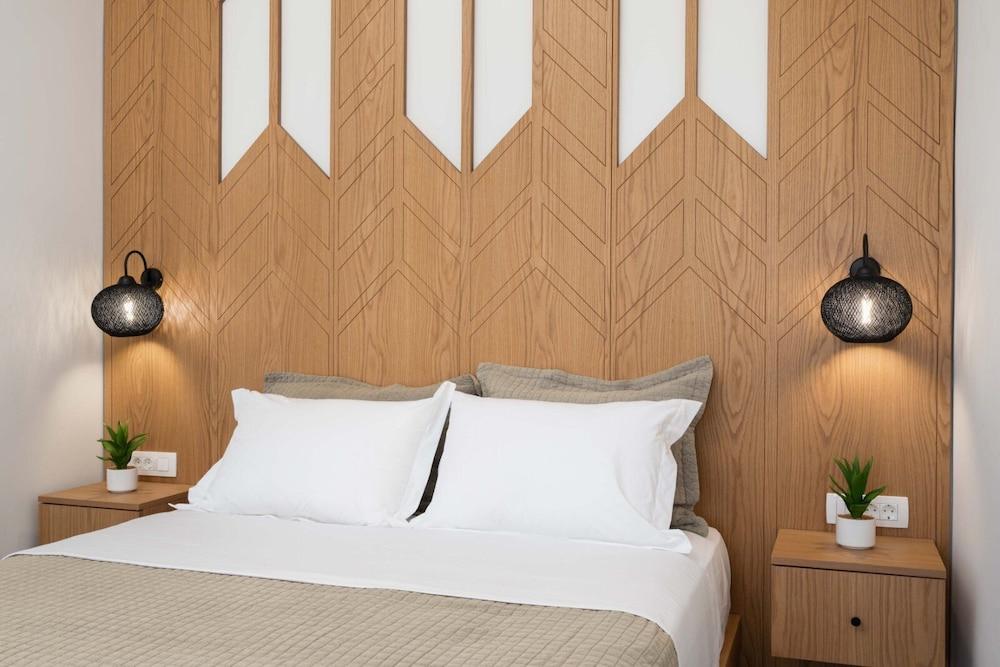 Sea Serenity Villas with Private Jacuzzi