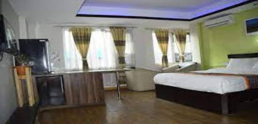 MeroStay 260 Hotel Rate
