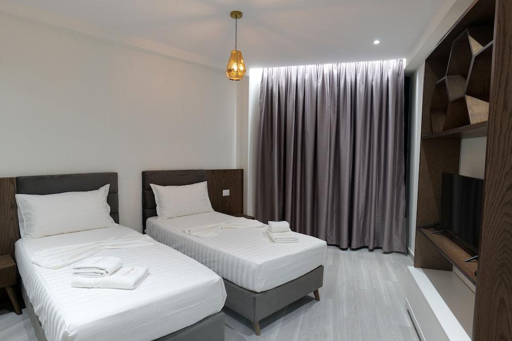 The Honeycomb Boutique Hotel