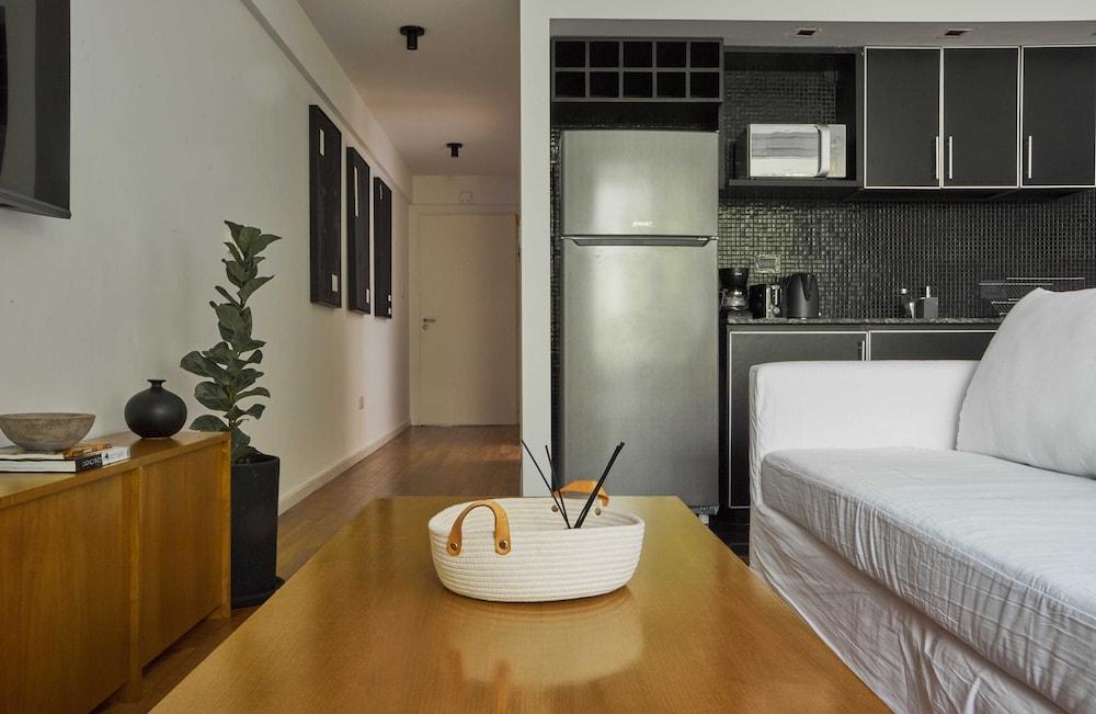 Hestia at 3 de Febrero 2700