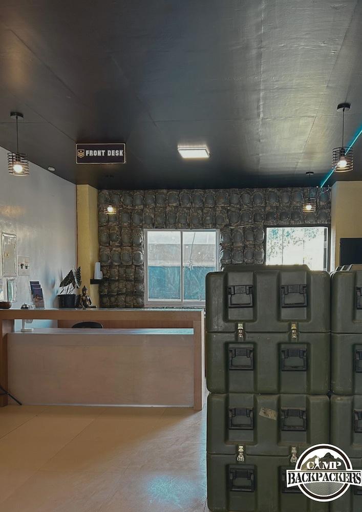 Backpackers Port Barton