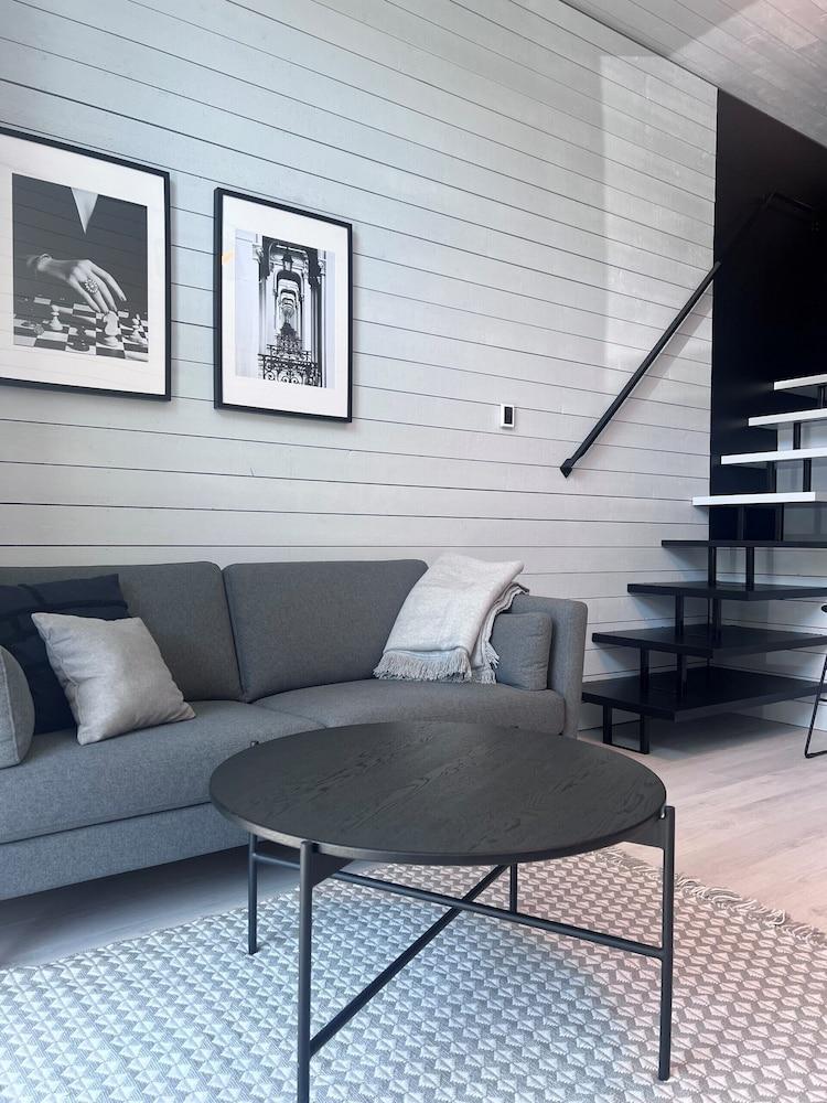 Chalet Park by Maier Höchst