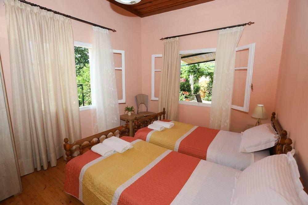 Garden House Kastellani -corfu Greece Free Wi-fi
