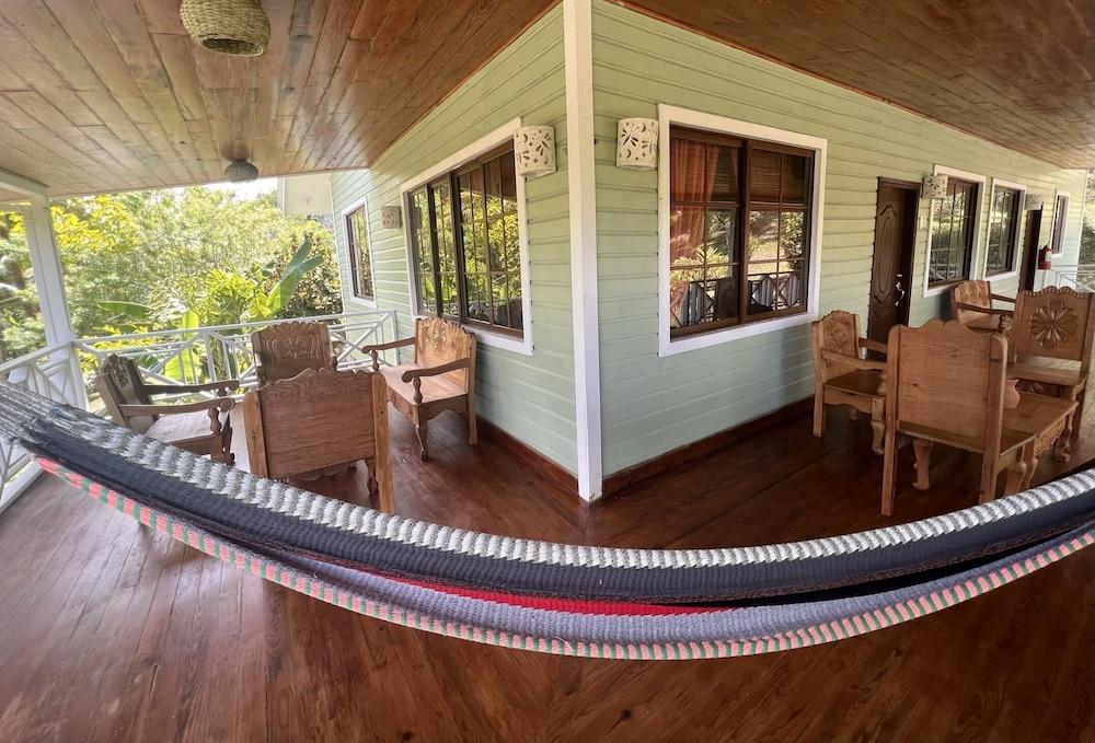 Los Olingos Lodge - Bird Paradise