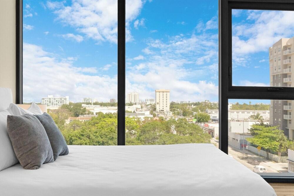 Roami at Little River Lofts