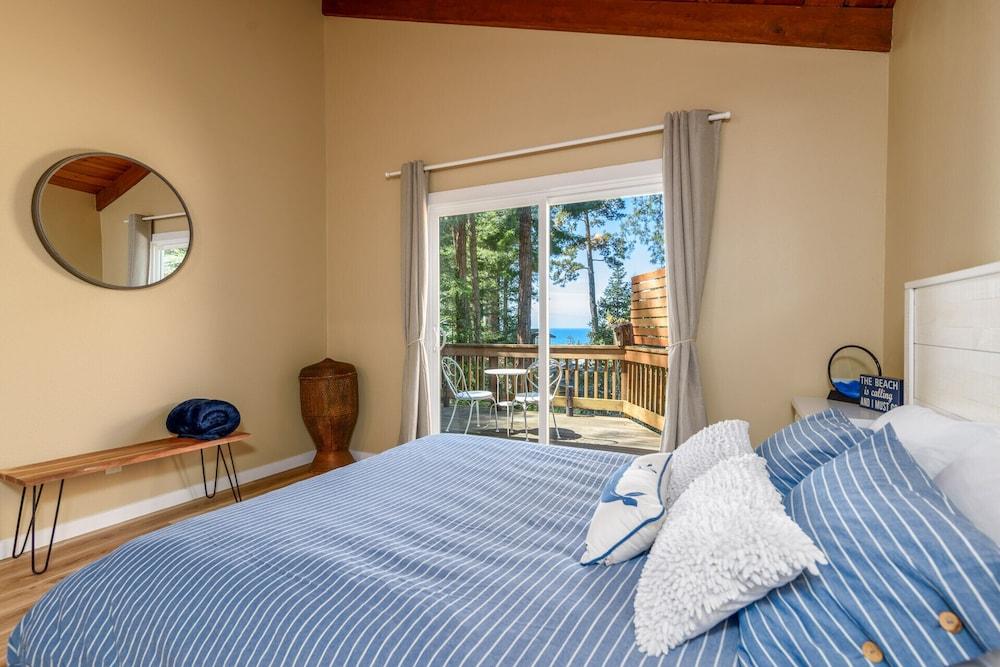 Searenity by the Sea