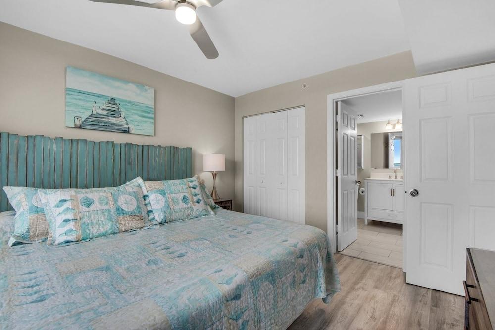Pelican Beach 1213 2 Bedroom Condo