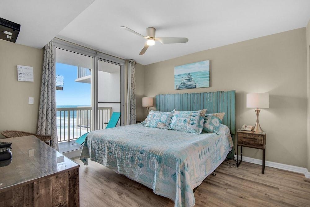 Pelican Beach 1213 2 Bedroom Condo