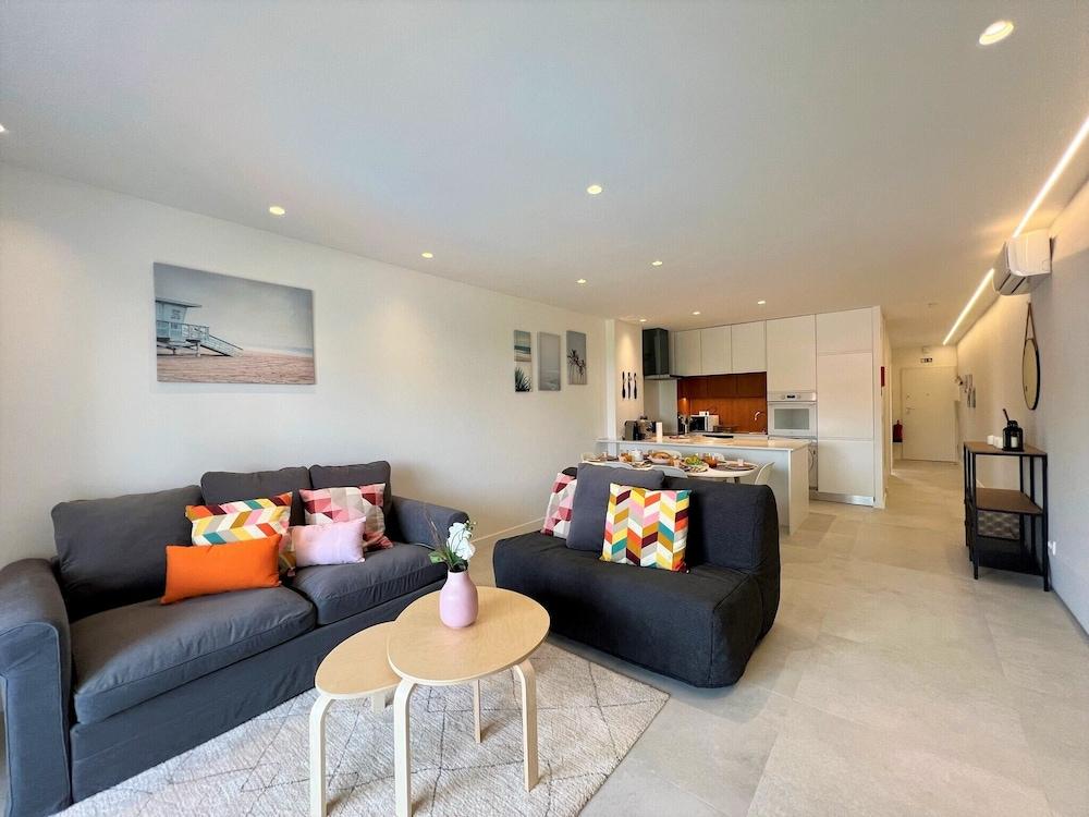 Albufeira Twins 1 With Pool by Homing