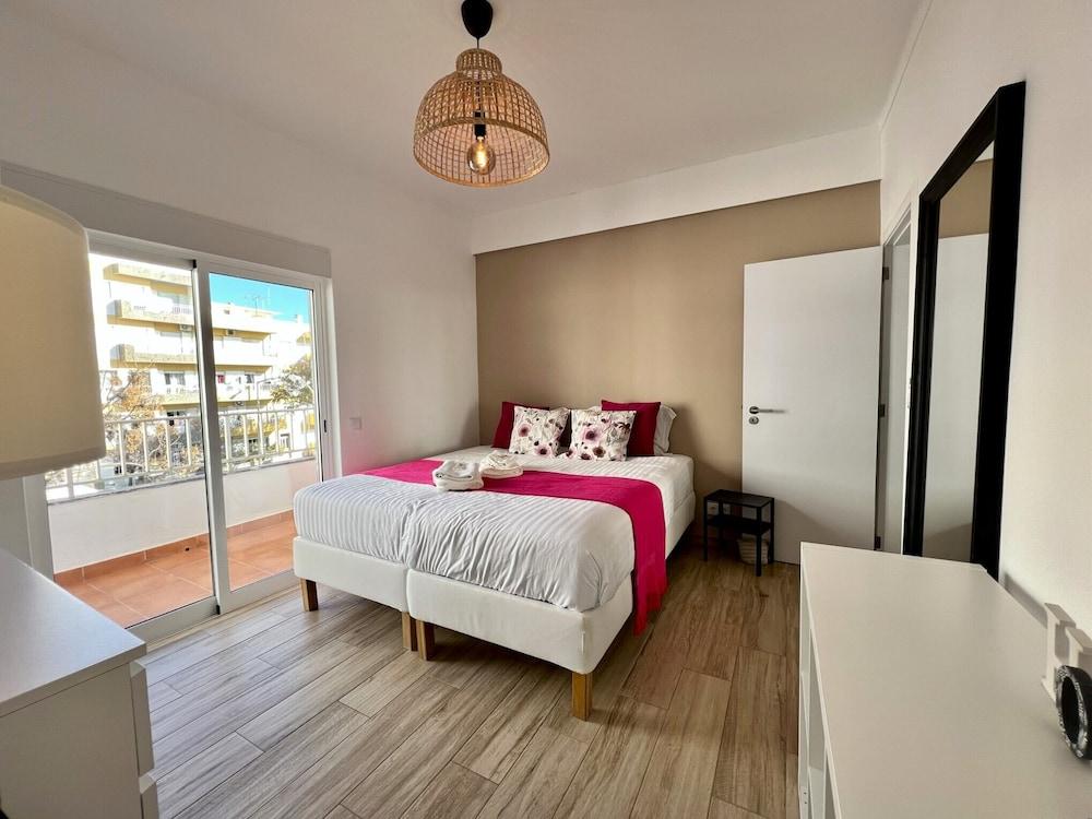 Quarteira Design by Homing