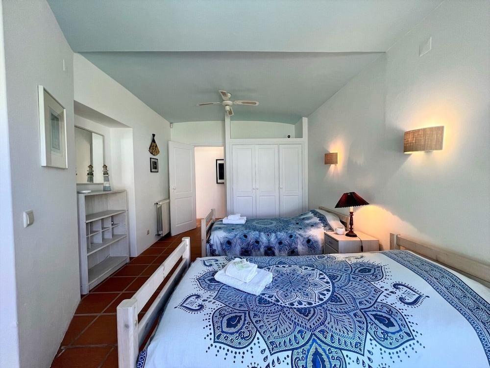 Albufeira Balaia Villa With Private Pool