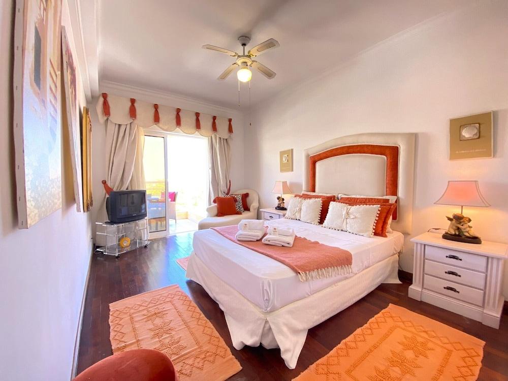 Vilamoura Central 6 With Pool by Homing