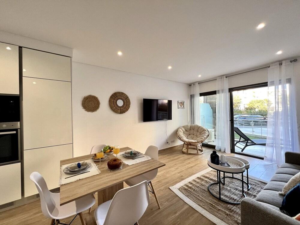 Praia DA Rocha Twins 3 With Pool