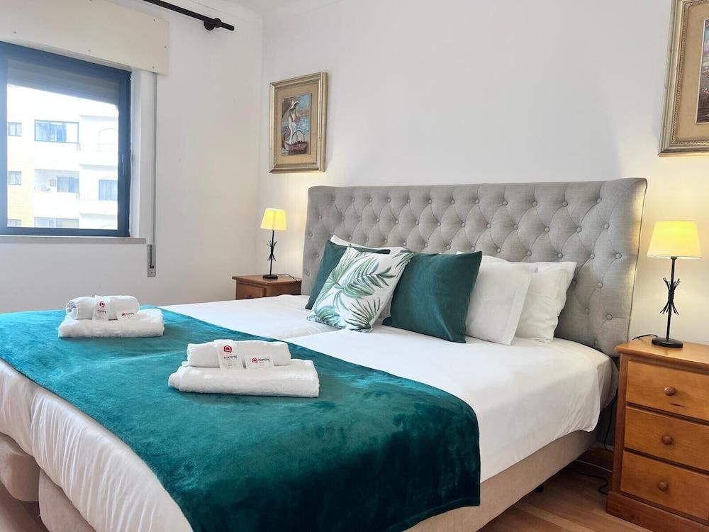 Praia DA Rocha Unique Design With Pool