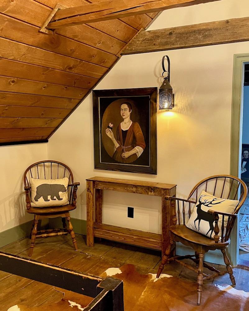 1735 Stone Farmhouse