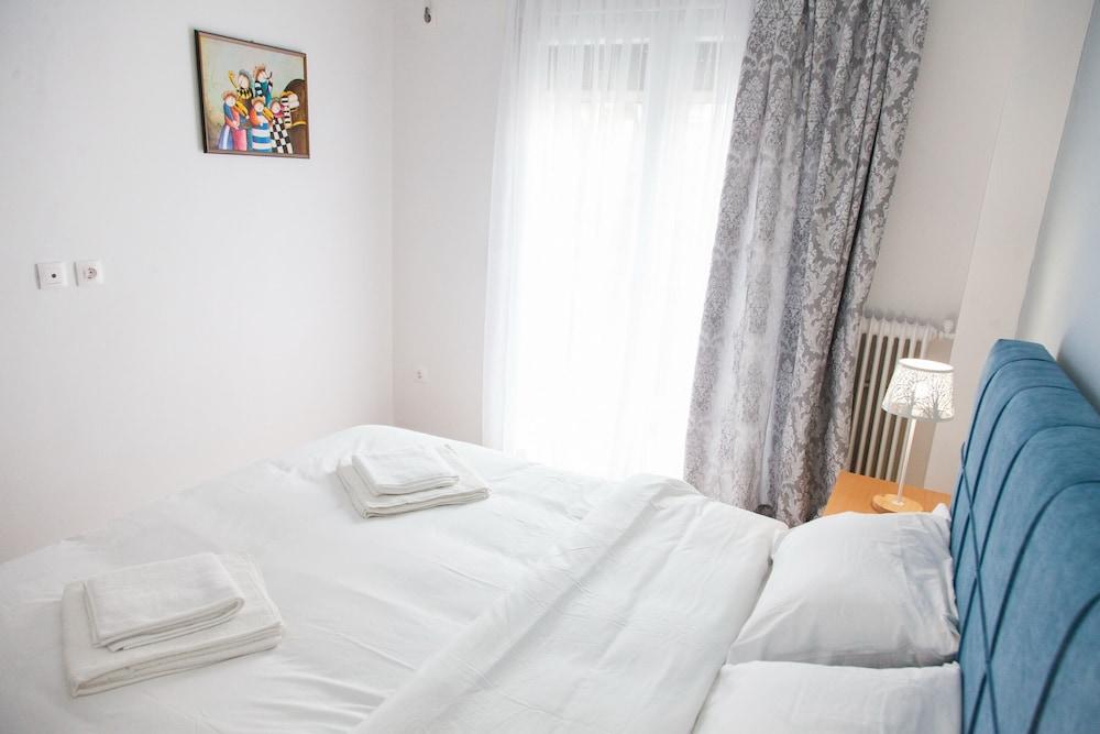 Supreme Athens Home by Cloudkeys