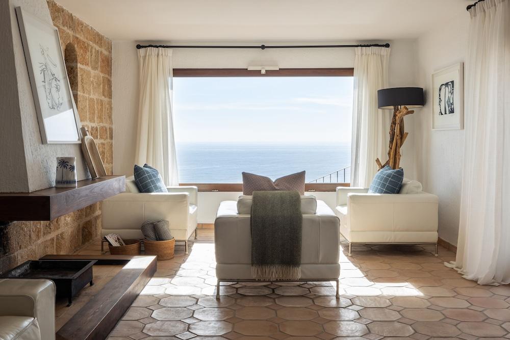 Villa Poniente Montiboli by Buccara