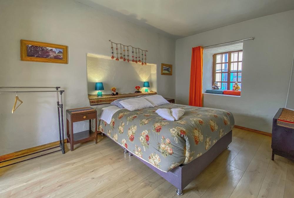 CENTRAL PLAZA APARTMENTS