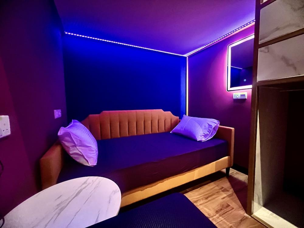 Arena eSports at Orchard