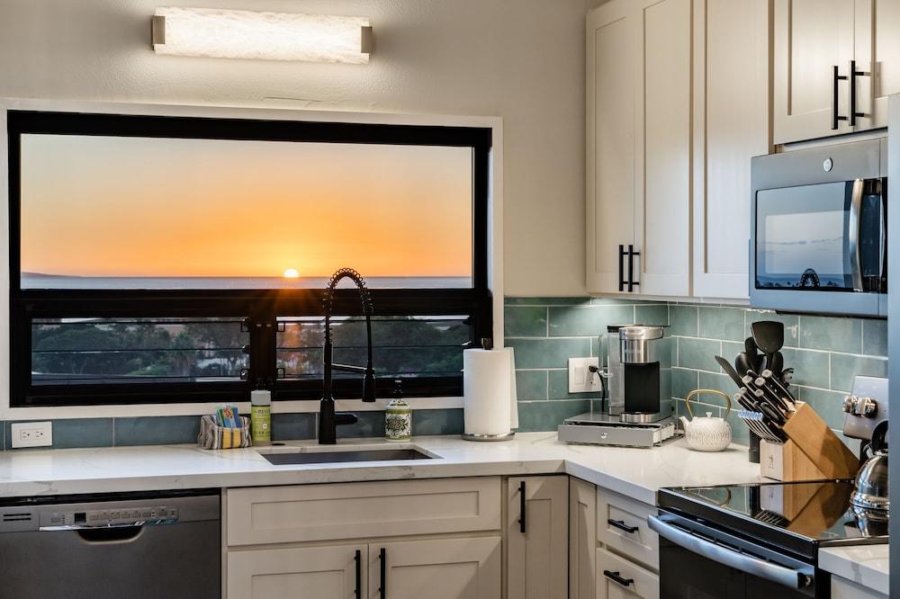 Upscale and Elegant Vistas