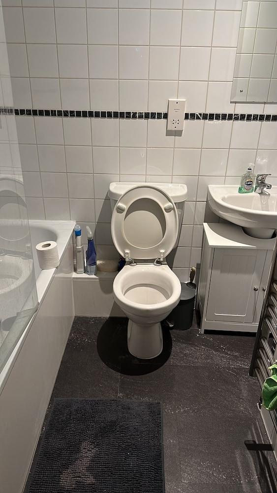 Ground Floor 2-bed Apartment in Colchester