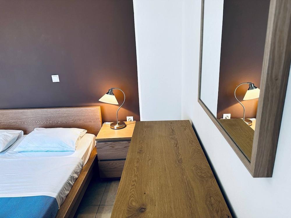 To Steki 1min From Beach 2bd 1ba