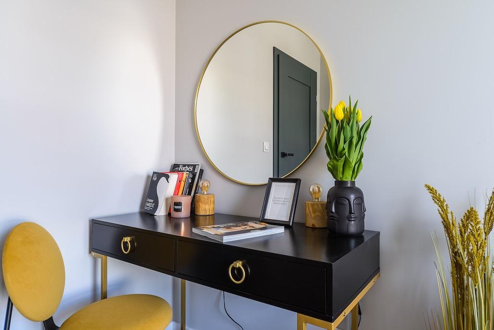 Lumina deluxe 3-room apartment