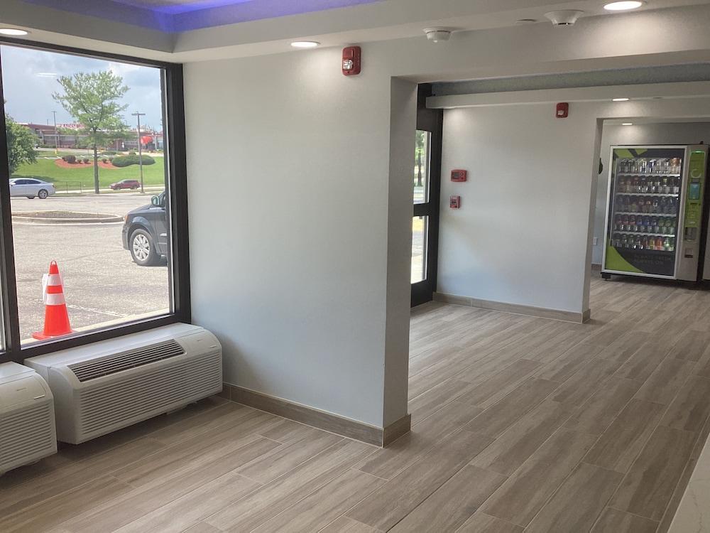 Super 8 By Wyndham Baltimore Northwest