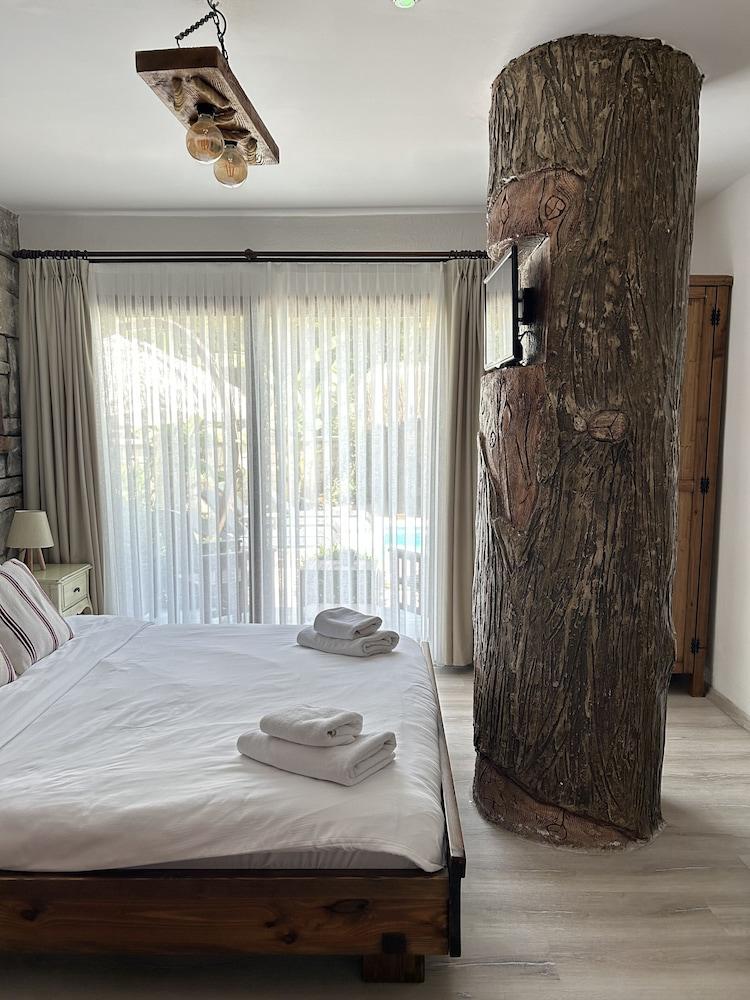 Pupa Alacati Butik Otel