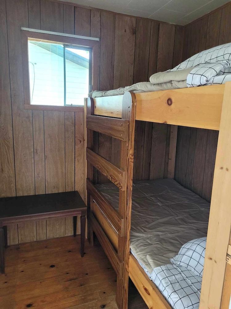 Mazinaw Lakeside RV Park & Campground