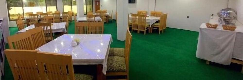 Mulberry Continental Hotel Skardu