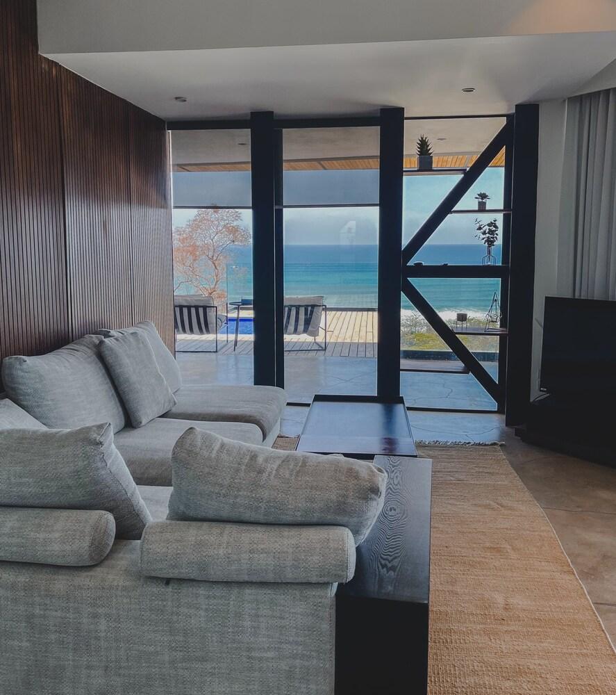 Casa Nina Santa Teresa