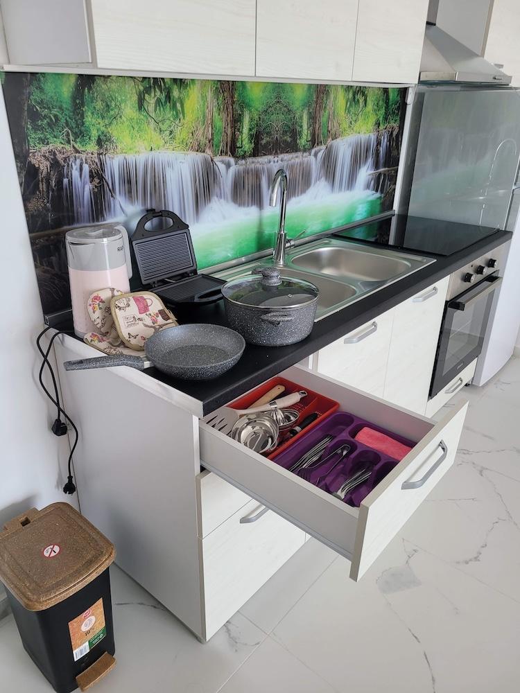 Kokalari Apartments - Luxury Residence