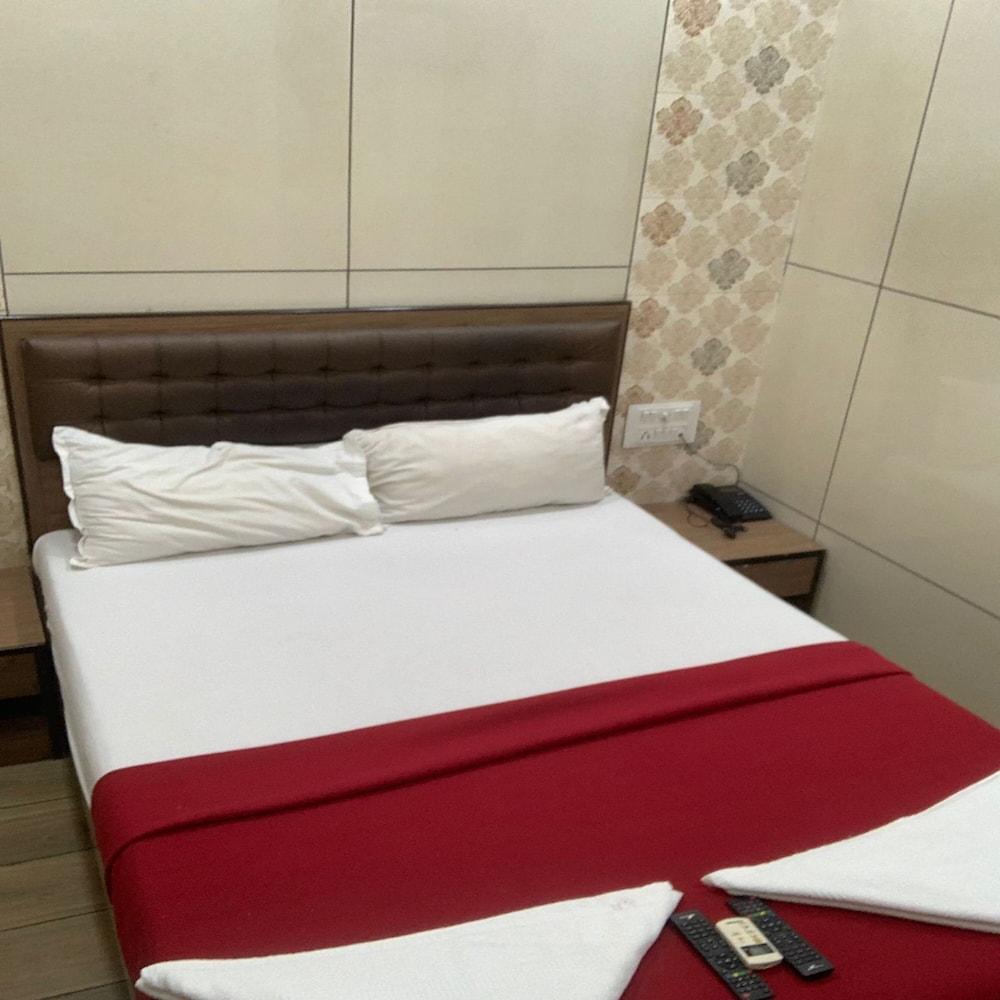 Hotel Royal Residency